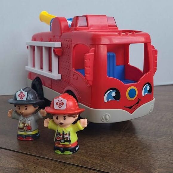 Fisher Price Little People Lights & Sounds Fire Truck w/ 2 Figures - Picture 3 of 4